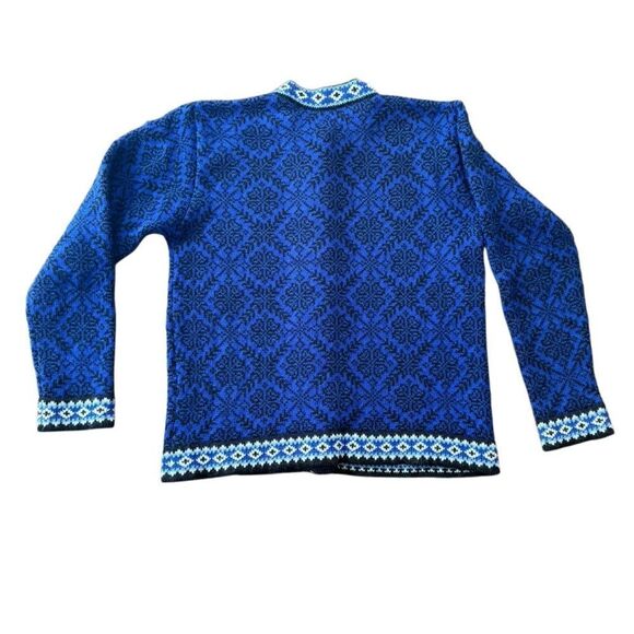 L.L. Bean Nordic Fair Isle Snowflake 100% Merino Wool Cardigan Sweater Small - Picture 2 of 4